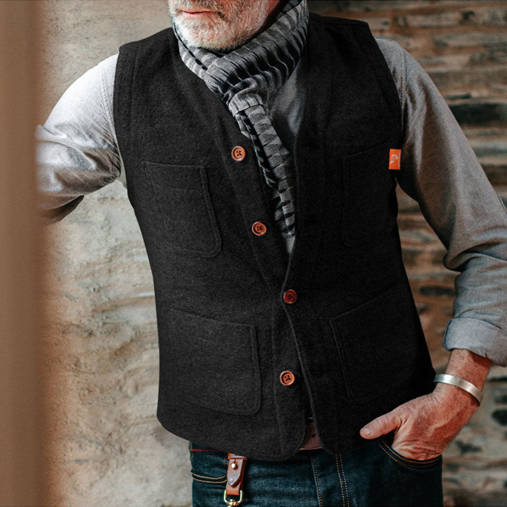 Ryan Leonardo Vest