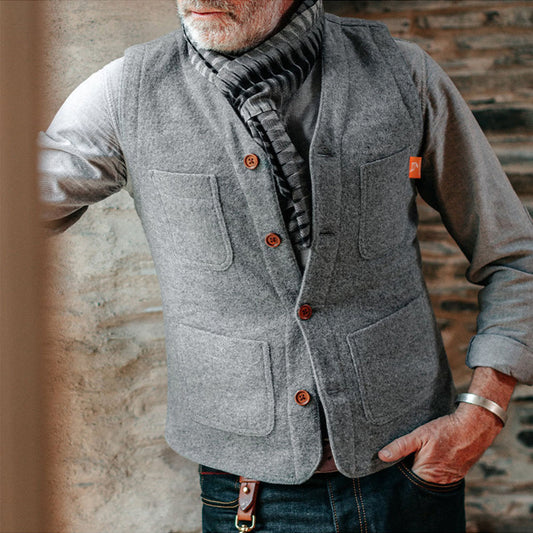 Ryan Leonardo Vest