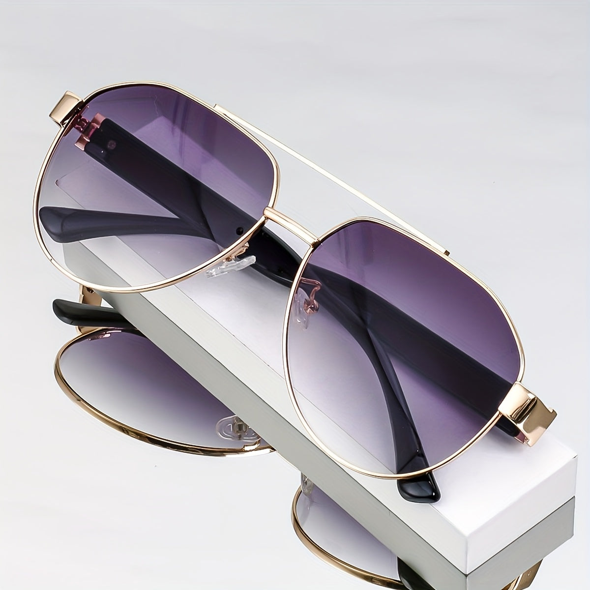 Roliet Carsen Sunglasses
